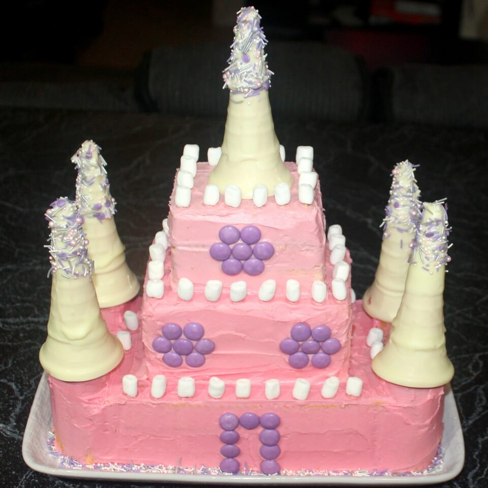 Beautiful Princess Castle Birthday Cake Hack
