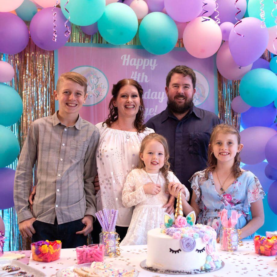 Katie J Design and Events Family Photo- Unicorn Party